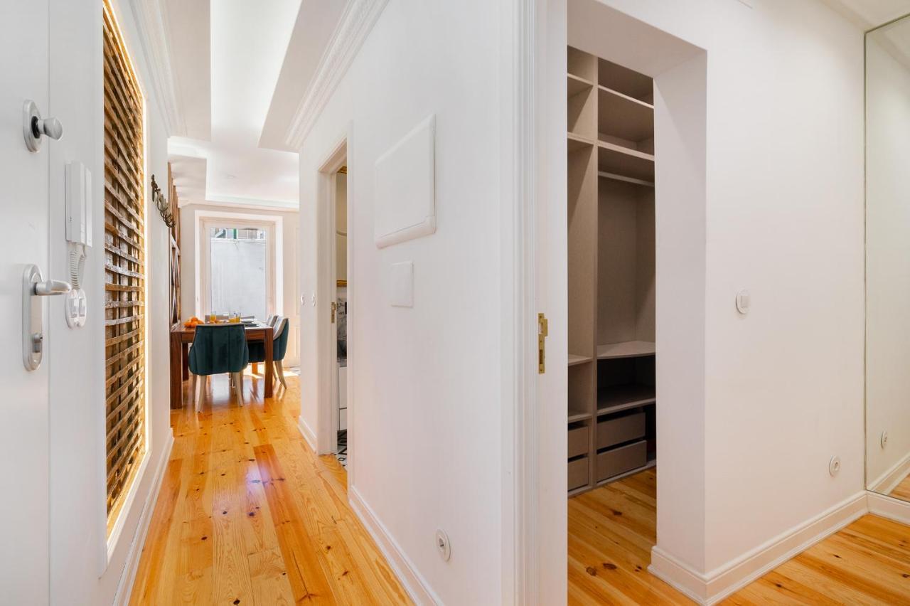 Whome | Great Location & Large Family Apartment W/Patio Lisboa المظهر الخارجي الصورة